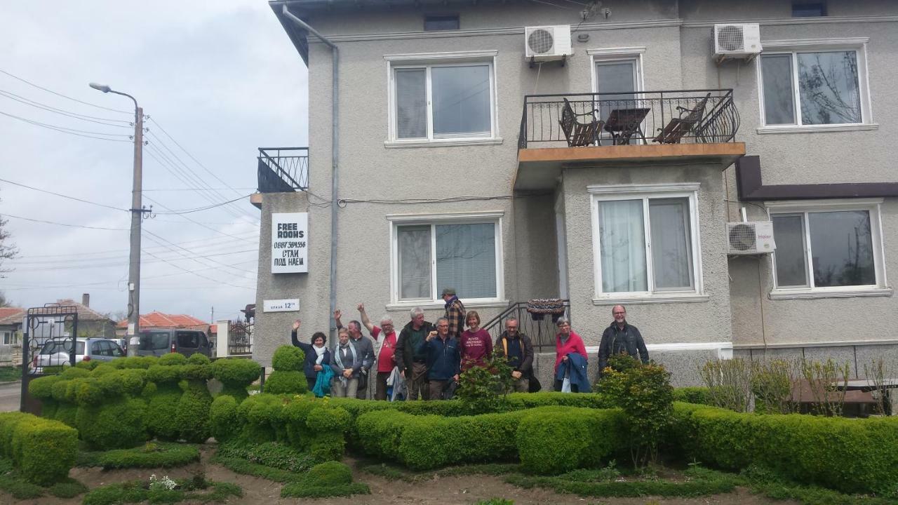 Къща За Гости "Черната Роза" Bŭlgarevo Dış mekan fotoğraf